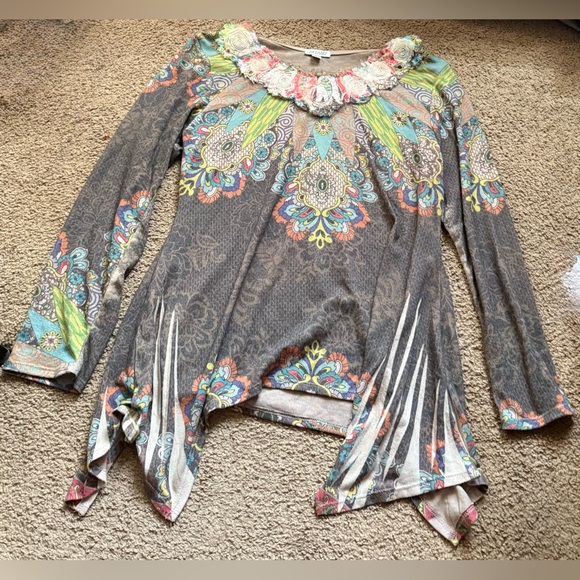 Elegant DB Sport Floral Gray Women's Tunic - Picture 1 of 4